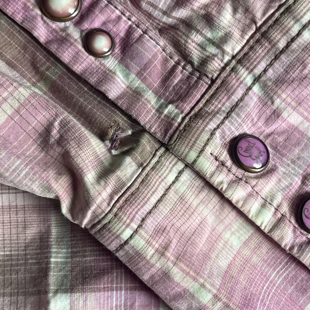 Bundle of two women’s pink western button-up shirts sz medium Cruel Girl & Roper - Picture 11 of 16